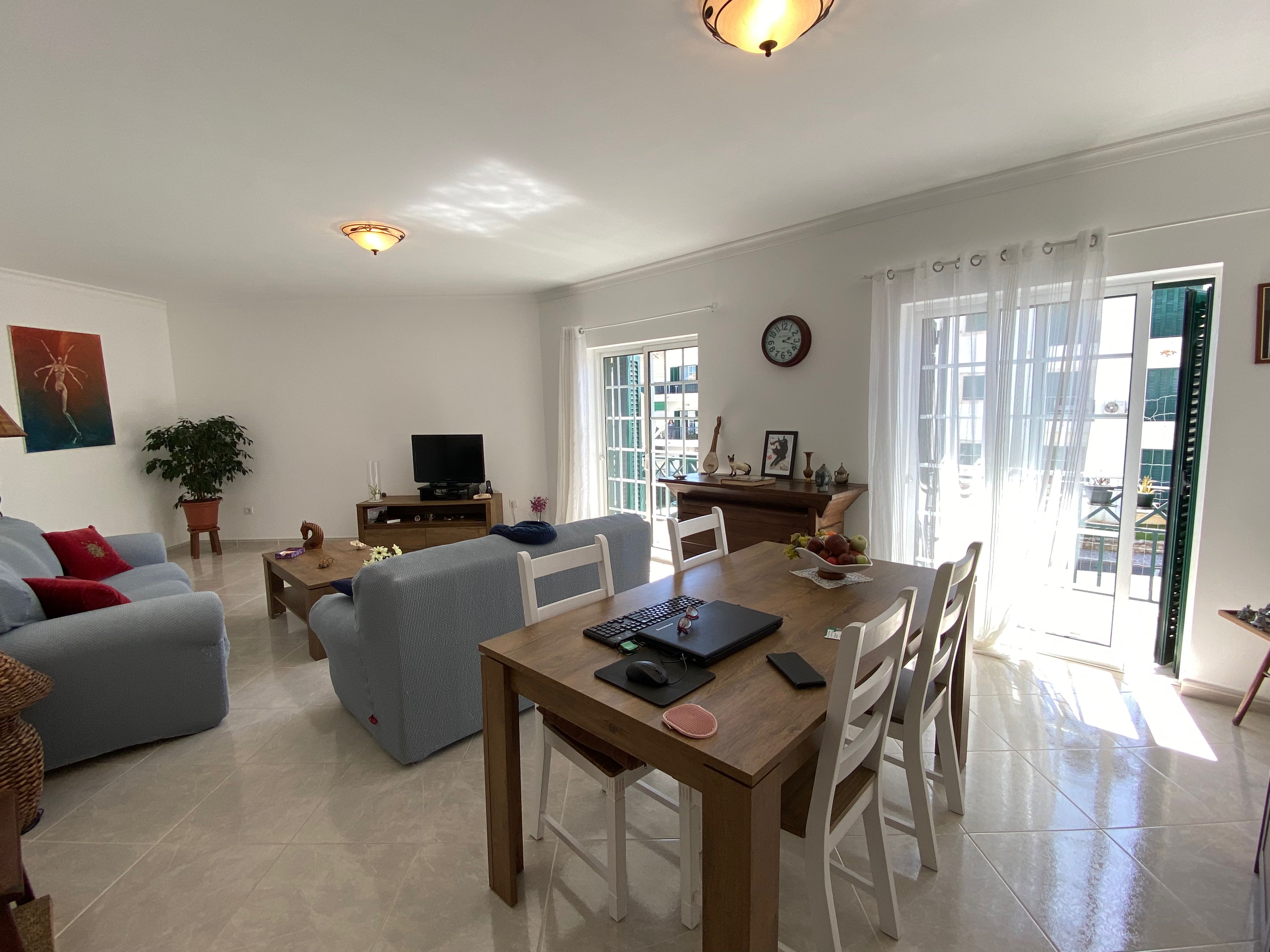 TH2023286, Bright two bedroom apartment 