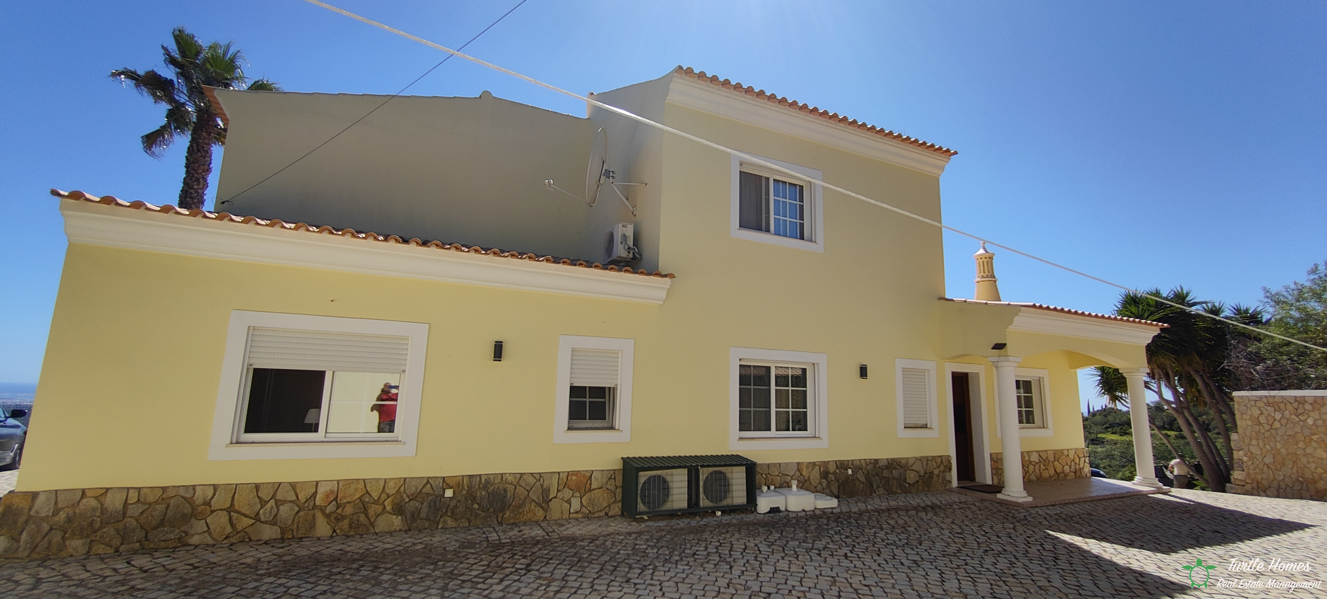 TH2023293, Four-bedroom villa with sea view