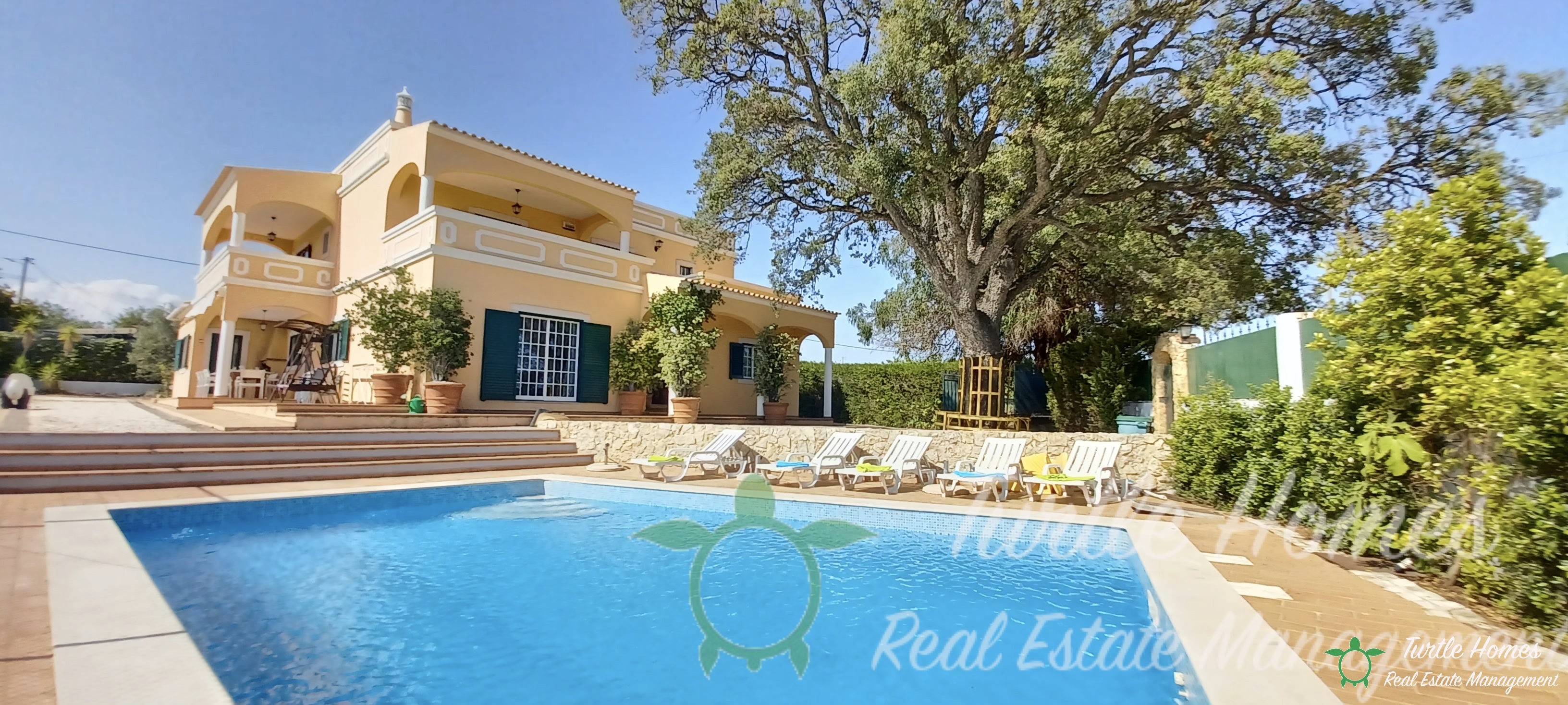 TH202279, villa with pool and tennis court